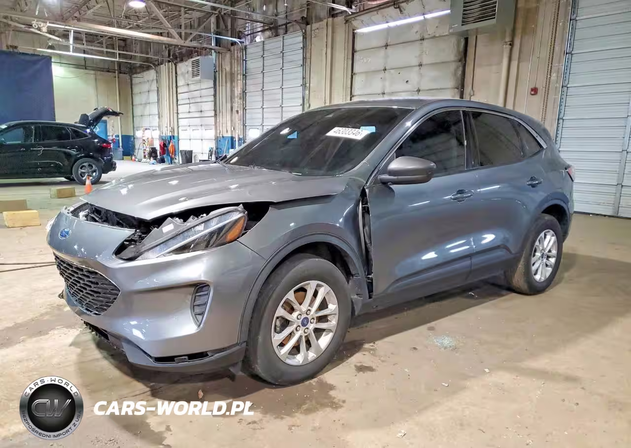 2022 Ford Escape Se
