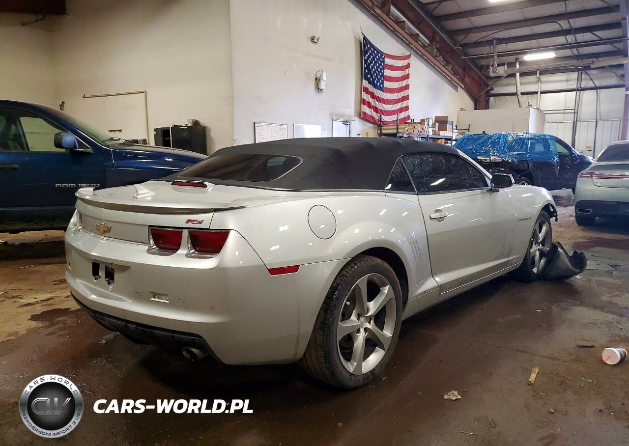 2013 Chevrolet Camaro Lt VIN:2G1FC3D31D9247068 - 3