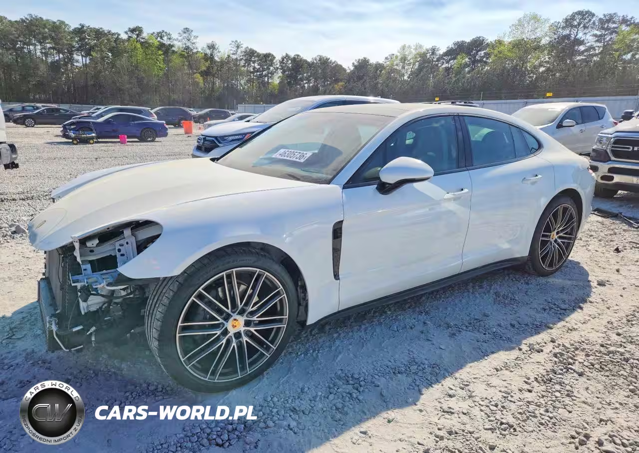 2019 Porsche Panamera Base