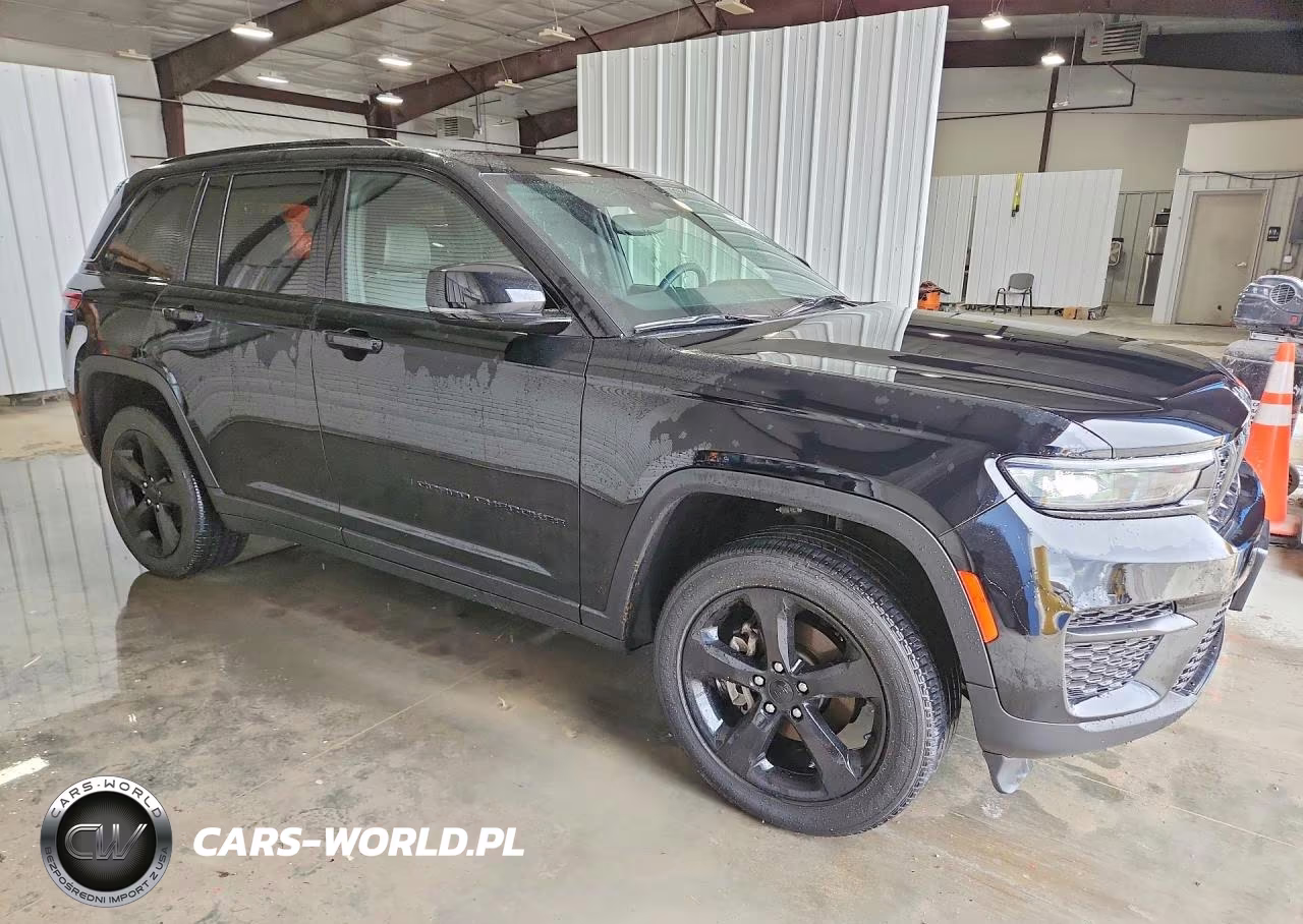 2023 Jeep Grand Cherokee Laredo VIN:1C4RJHAG6PC609360 - 4