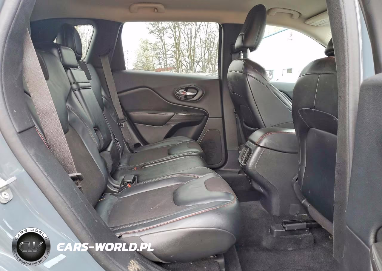 2014 Jeep Cherokee Trailhawk VIN:1C4PJMBS8EW198204 - 10