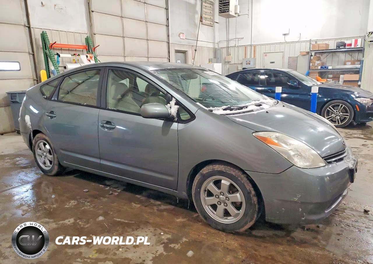 2005 Toyota Prius Base VIN:JTDKB20U953083600 - 4