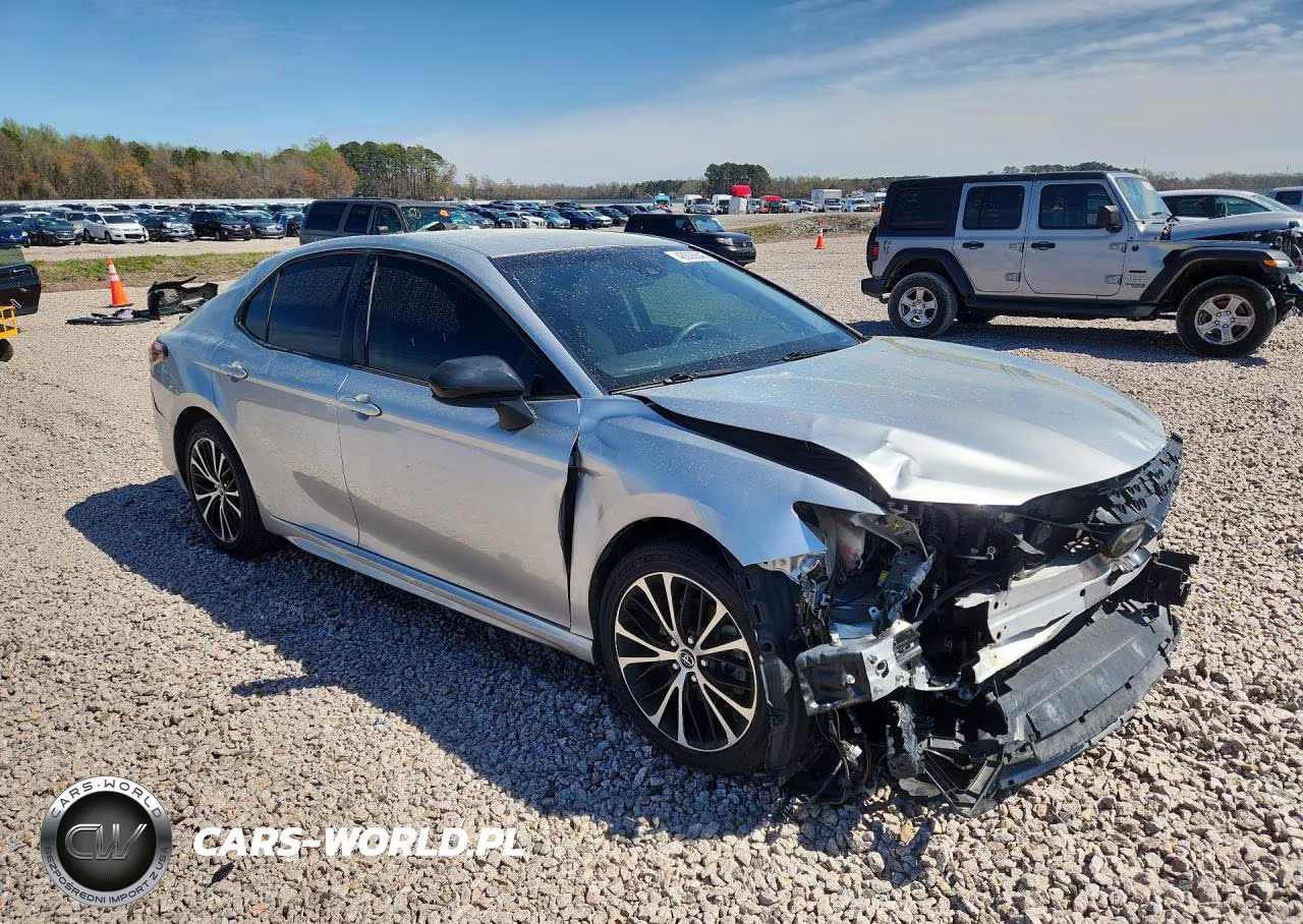 2018 Toyota Camry Se VIN:JTNB11HK3J3039369 - 4