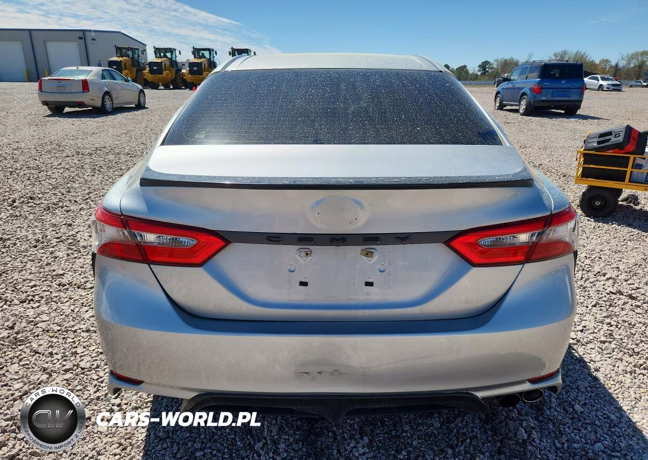 2018 Toyota Camry Se VIN:JTNB11HK3J3039369 - 6
