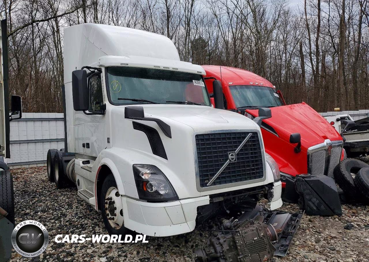 2015 Volvo Vnl Semi Truck