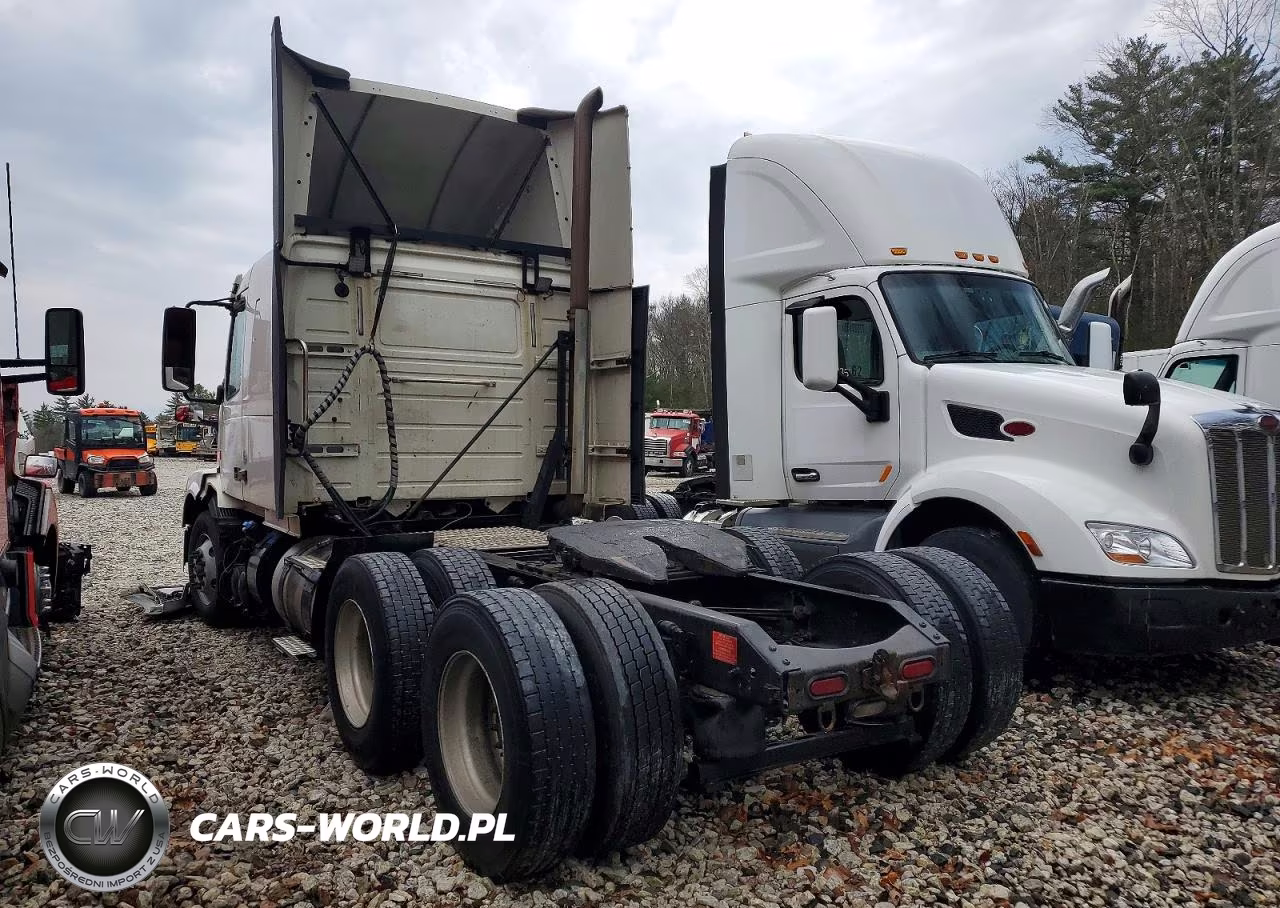 2015 Volvo Vnl Semi Truck VIN:4V4NC9DG2FN921371 - 3