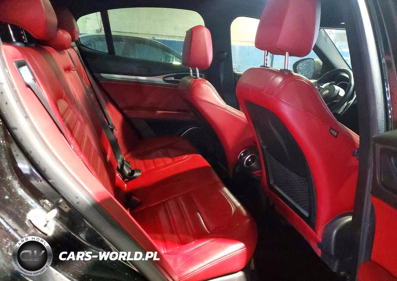 2019 Alfa Romeo Stelvio Ti VIN:ZASPAKBN3K7C41519 - 11