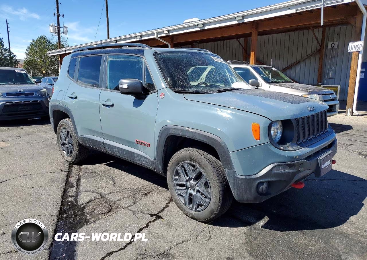 2018 Jeep Renegade Trailhawk VIN:ZACCJBCB7JPG81109 - 4