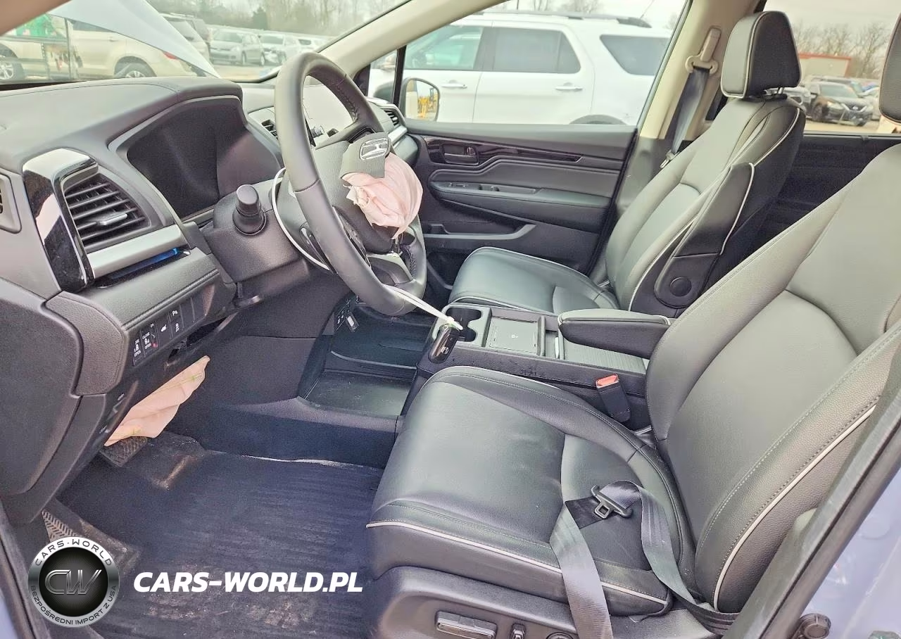 2025 Honda Odyssey Touring VIN:5FNRL6H88SB075366 - 7