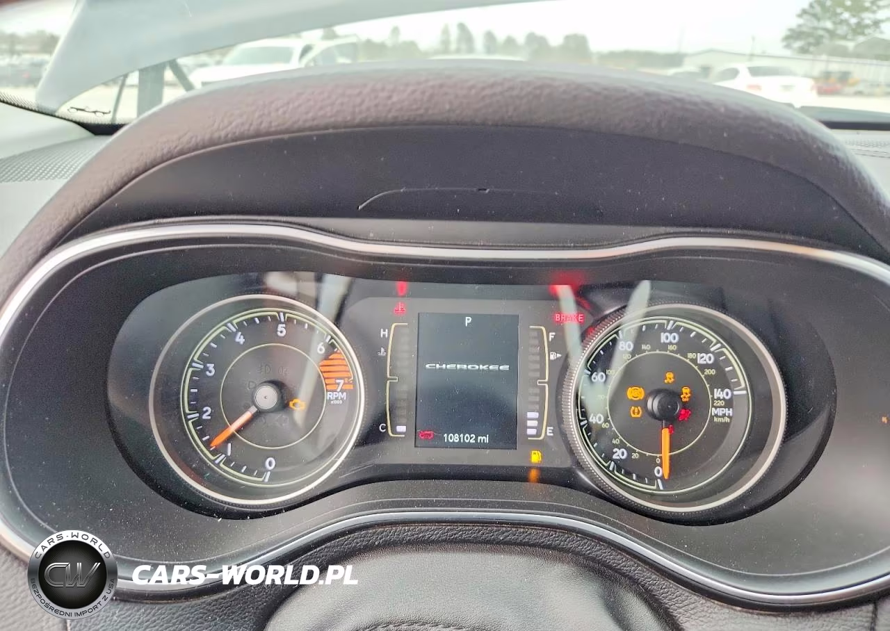 2019 Jeep Cherokee Latitude Plus VIN:1C4PJLLB5KD110855 - 9