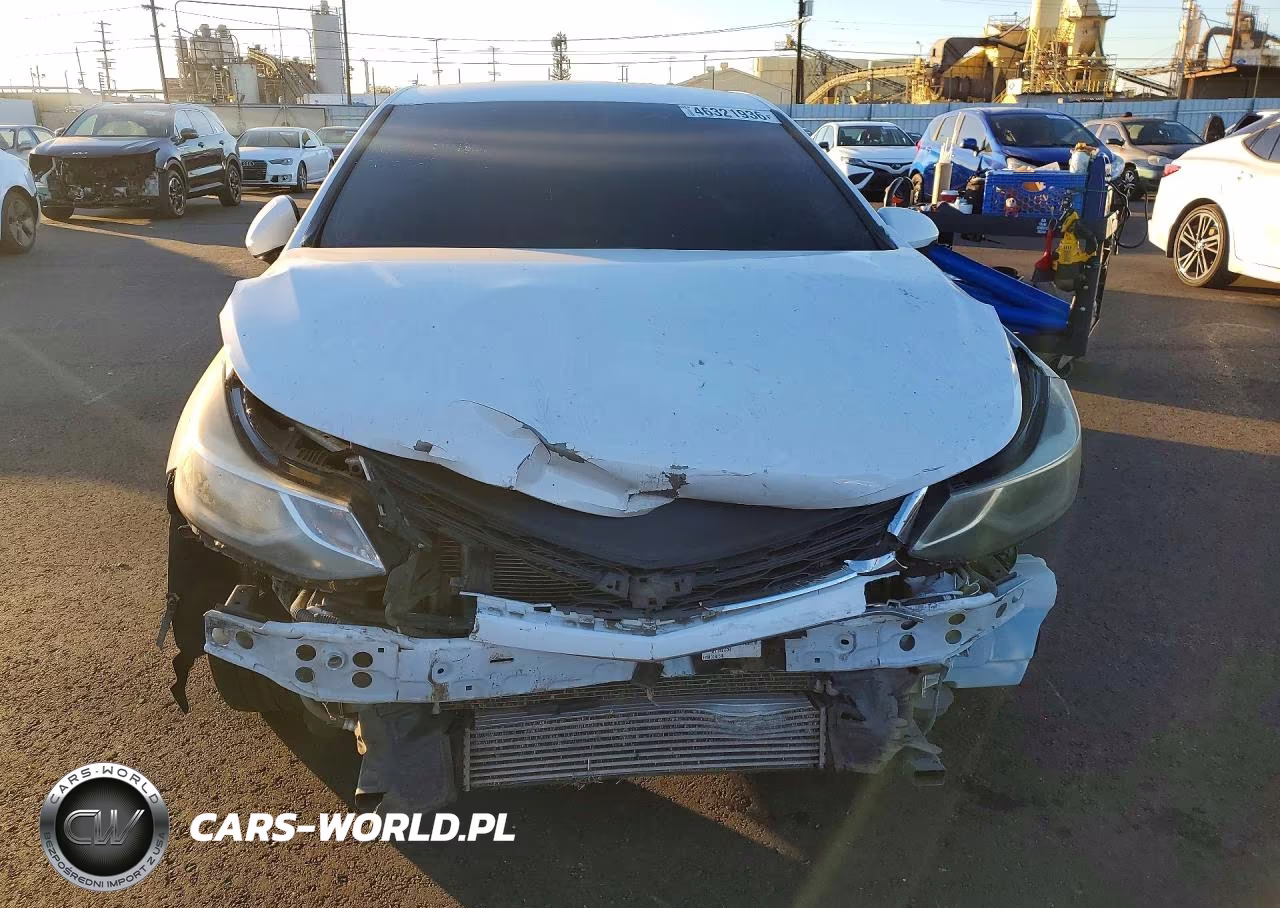 2018 Chevrolet Cruze Lt VIN:1G1BE5SM9J7192253 - 5