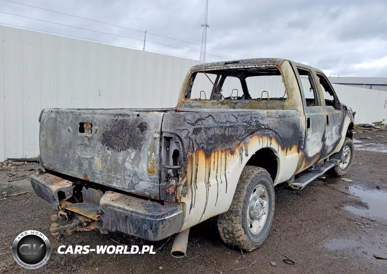 2011 Ford F250 Super Duty VIN:1FT7W2B67BEA18012 - 3