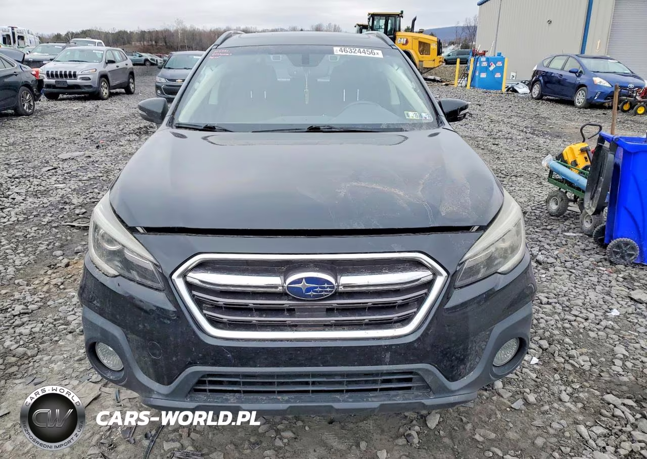 2018 Subaru Outback Touring VIN:4S4BSATC3J3246874 - 5