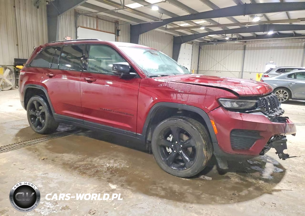 2023 Jeep Grand Cherokee Laredo VIN:1C4RJHAG4PC548641 - 4