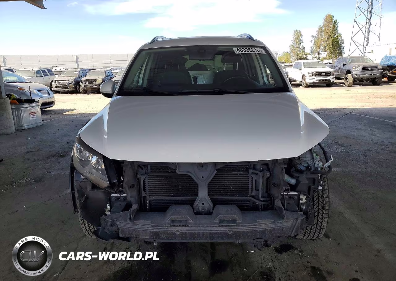 2017 Volkswagen Tiguan S VIN:WVGAV7AX1HK001938 - 5