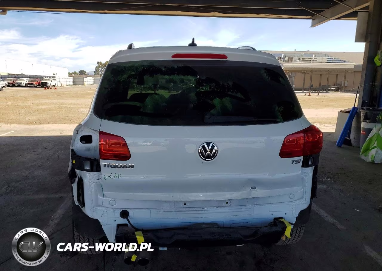 2017 Volkswagen Tiguan S VIN:WVGAV7AX1HK001938 - 6