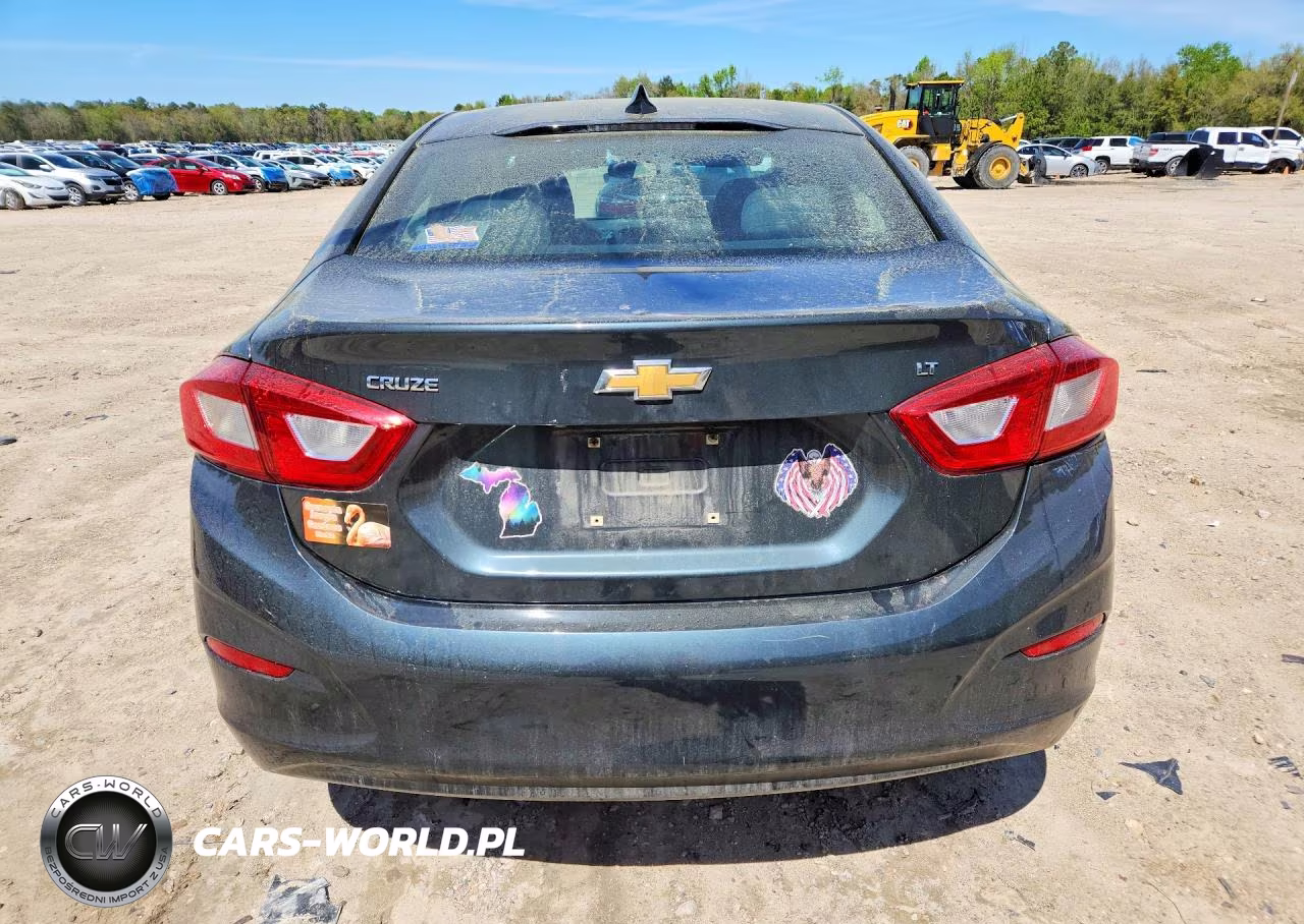 2018 Chevrolet Cruze Lt VIN:1G1BE5SM9J7173704 - 6