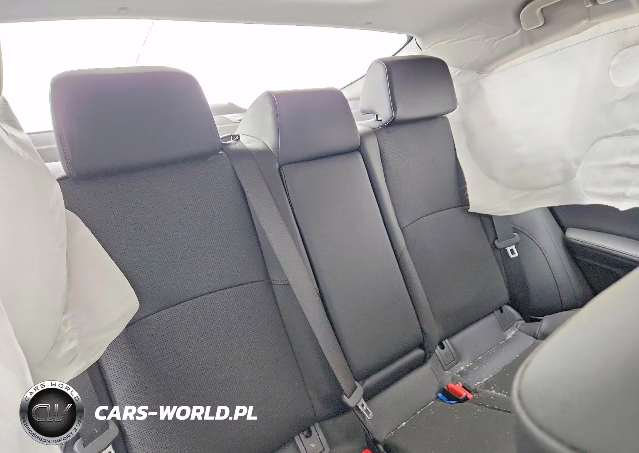 2025 Toyota Camry Xle VIN:4T1DBADK5SU514737 - 10