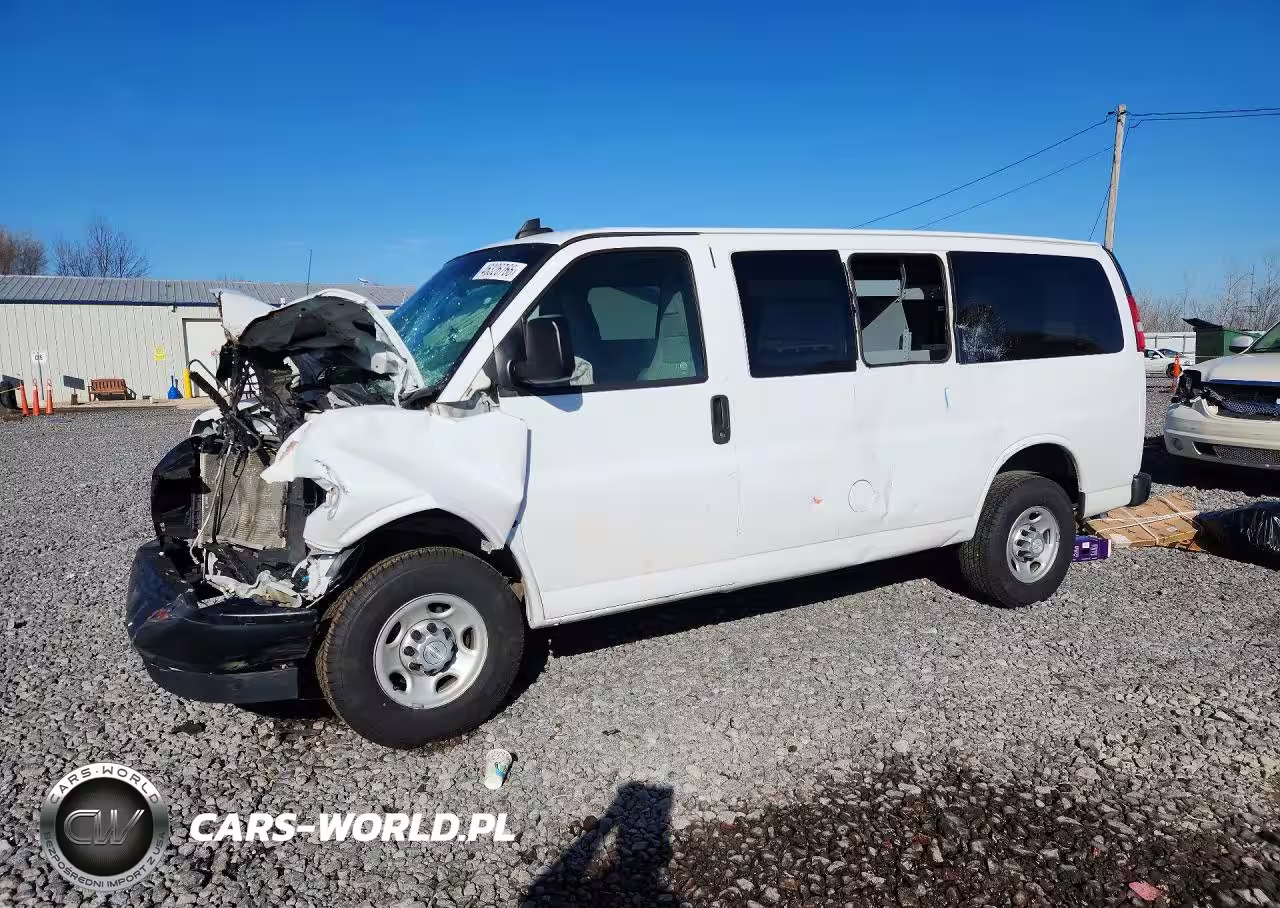 2017 Chev Express G2500