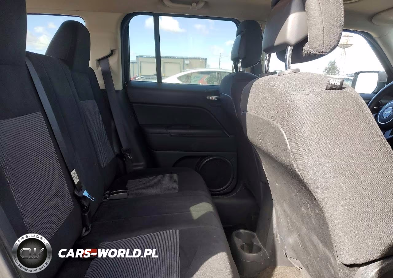 2014 Jeep Patriot Latitude VIN:1C4NJPFA0ED563299 - 11
