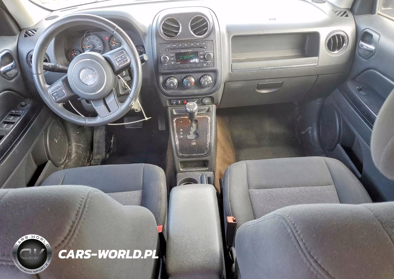 2014 Jeep Patriot Latitude VIN:1C4NJPFA0ED563299 - 8