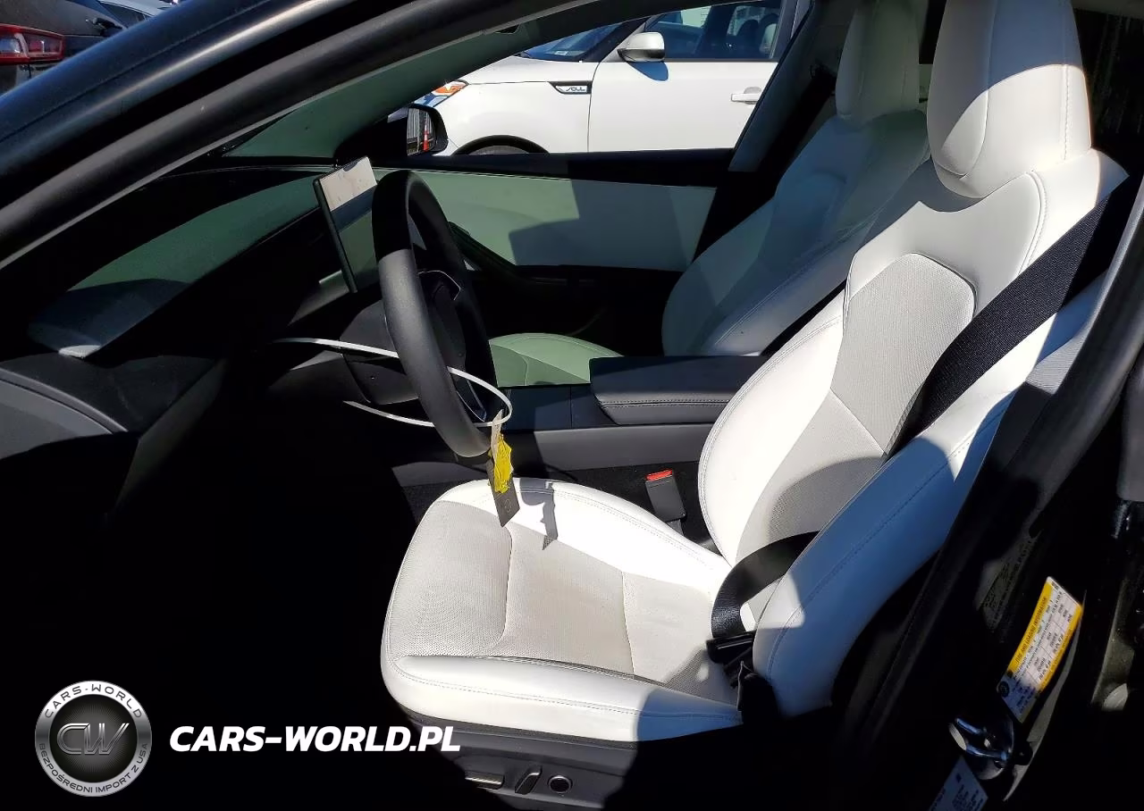 2025 Tesla Model 3 VIN:5YJ3E1EA9SF981987 - 7