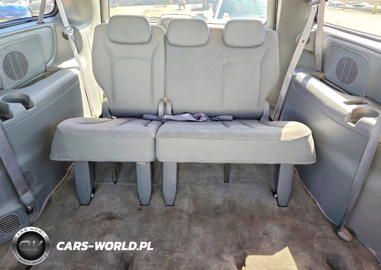 2007 Dodge Grand Caravan Sxt VIN:2D4GP44L17R348446 - 10