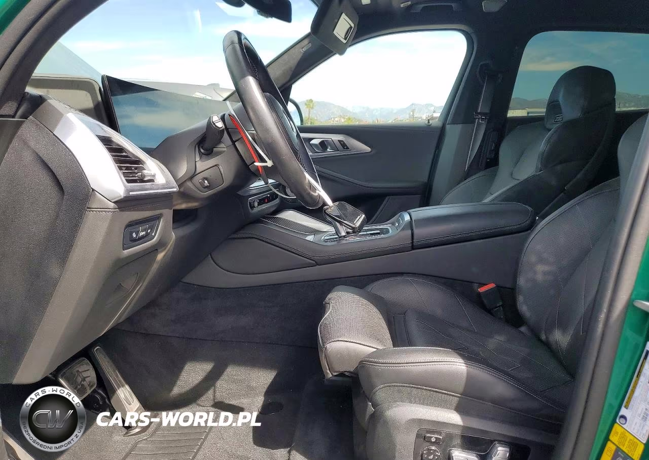 2024 BMW Xm VIN:5YM23CS05R9U35286 - 7