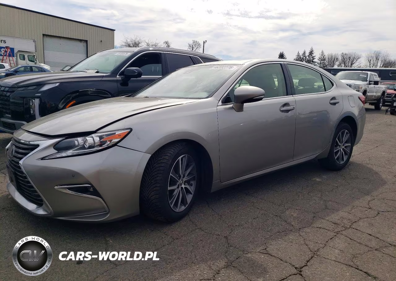 2018 Lexus Es 300H Base