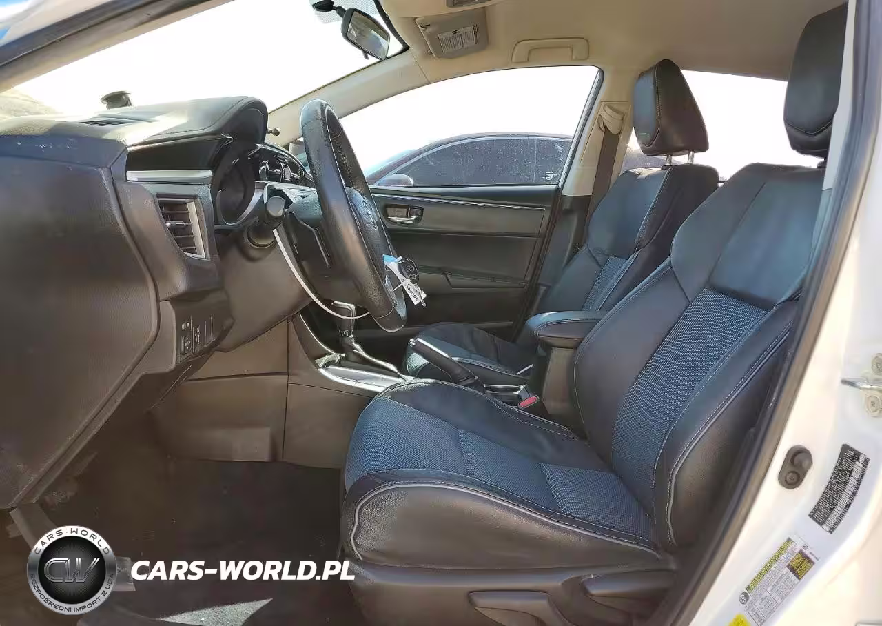 2015 Toyota Corolla S Plus VIN:5YFBURHE9FP231379 - 7