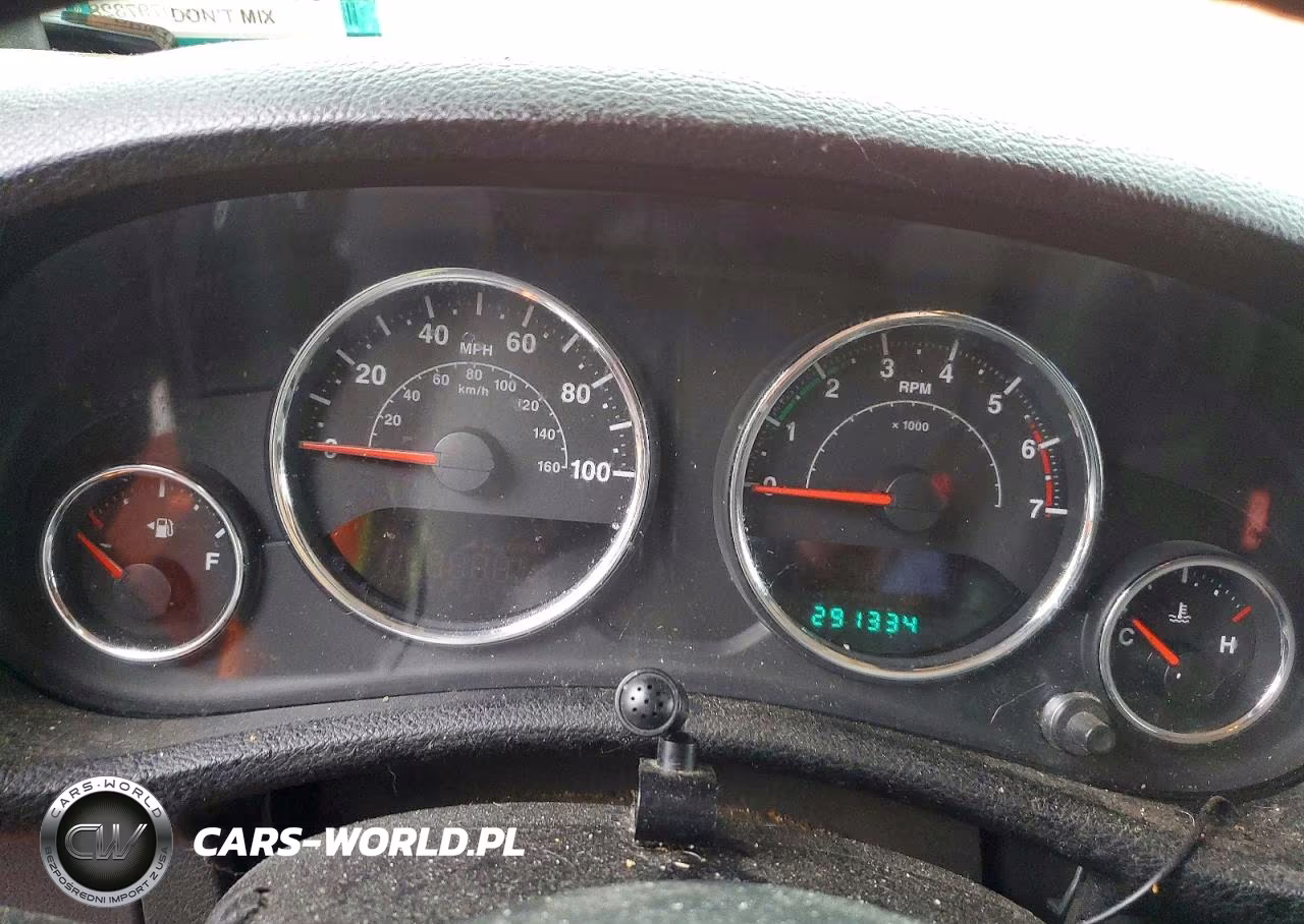 2011 Jeep Wrangler Unlimited Sport VIN:1J4BA3H17BL595770 - 9
