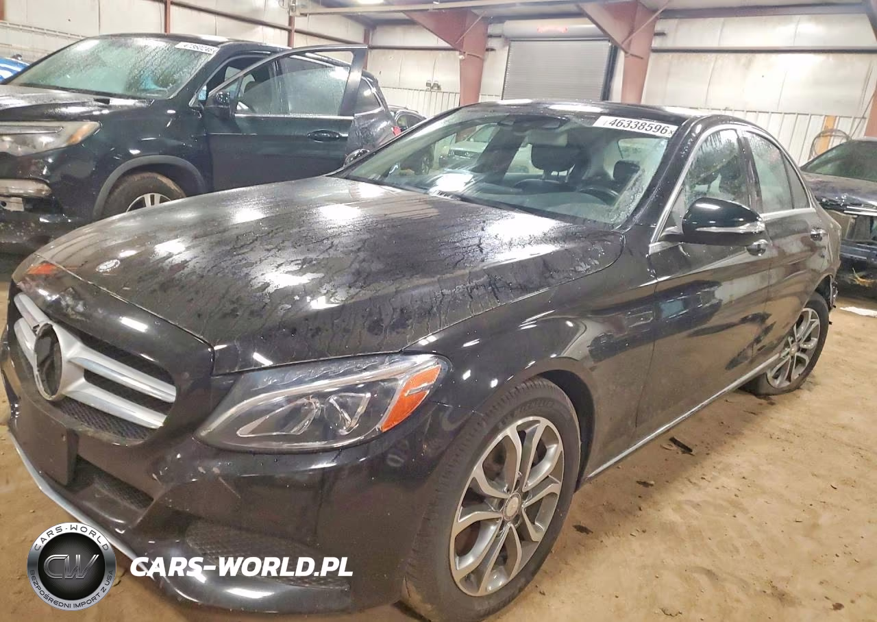 2015 Mercedes-Benz C 300 4Matic – zdjęcie 1 z 13