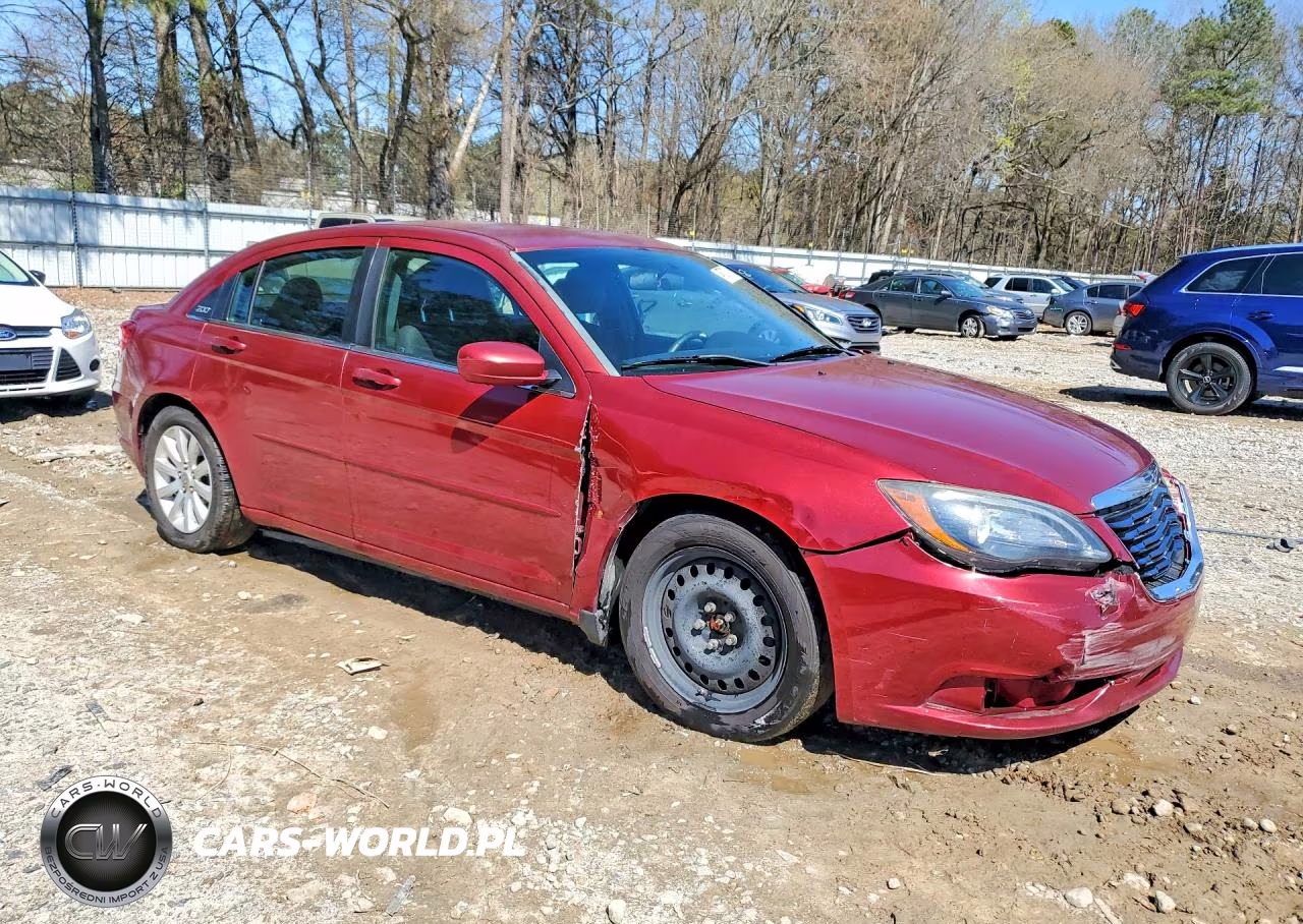 2014 Chrysler 200 Touring VIN:1C3CCBBGXEN235675 - 4