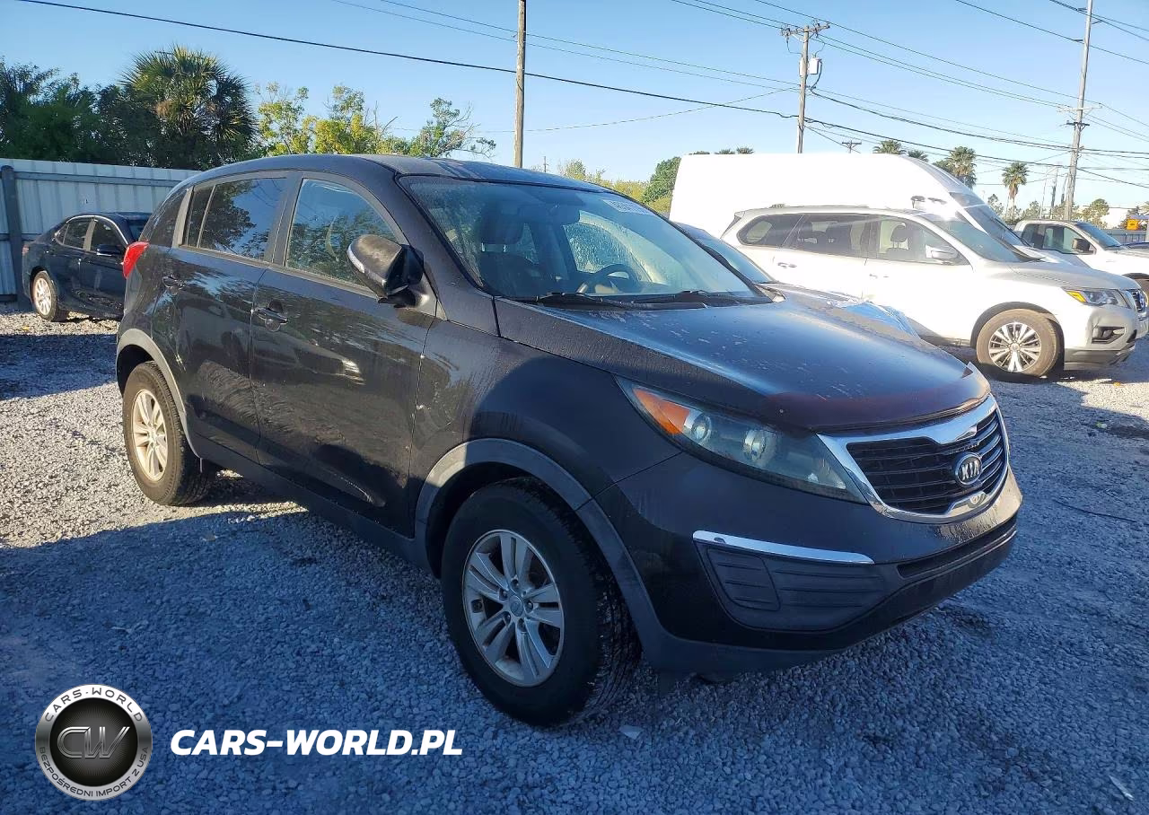 2011 Kia Sportage Lx VIN:KNDPB3A29B7015052 - 4