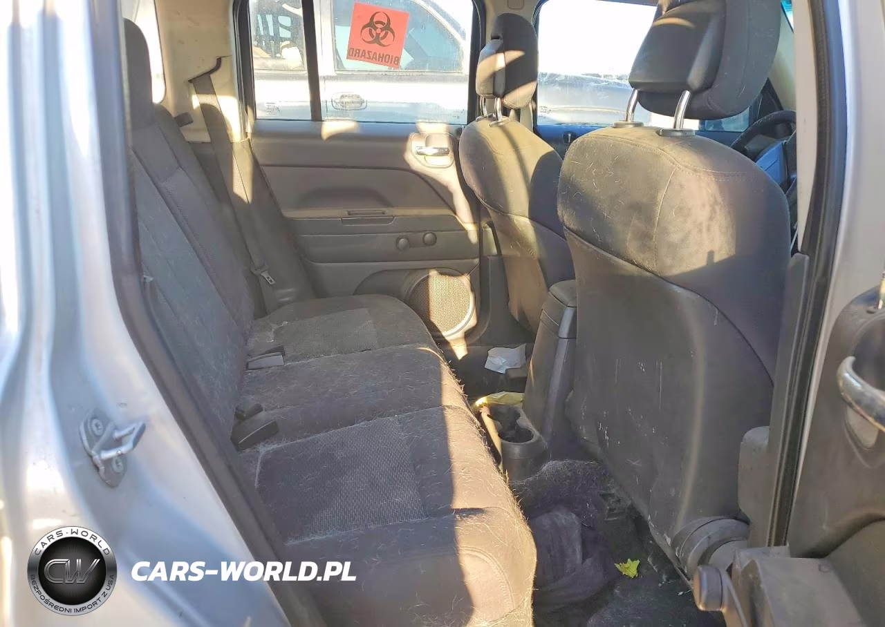 2010 Jeep Patriot Sport VIN:1J4NT2GB0AD501488 - 10