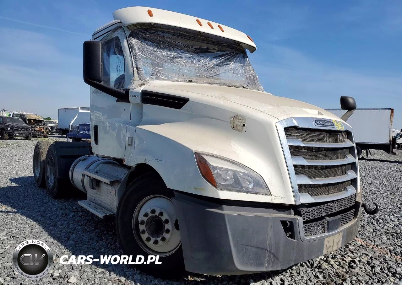2020 Freightliner Cascadia 126 Semi Truck