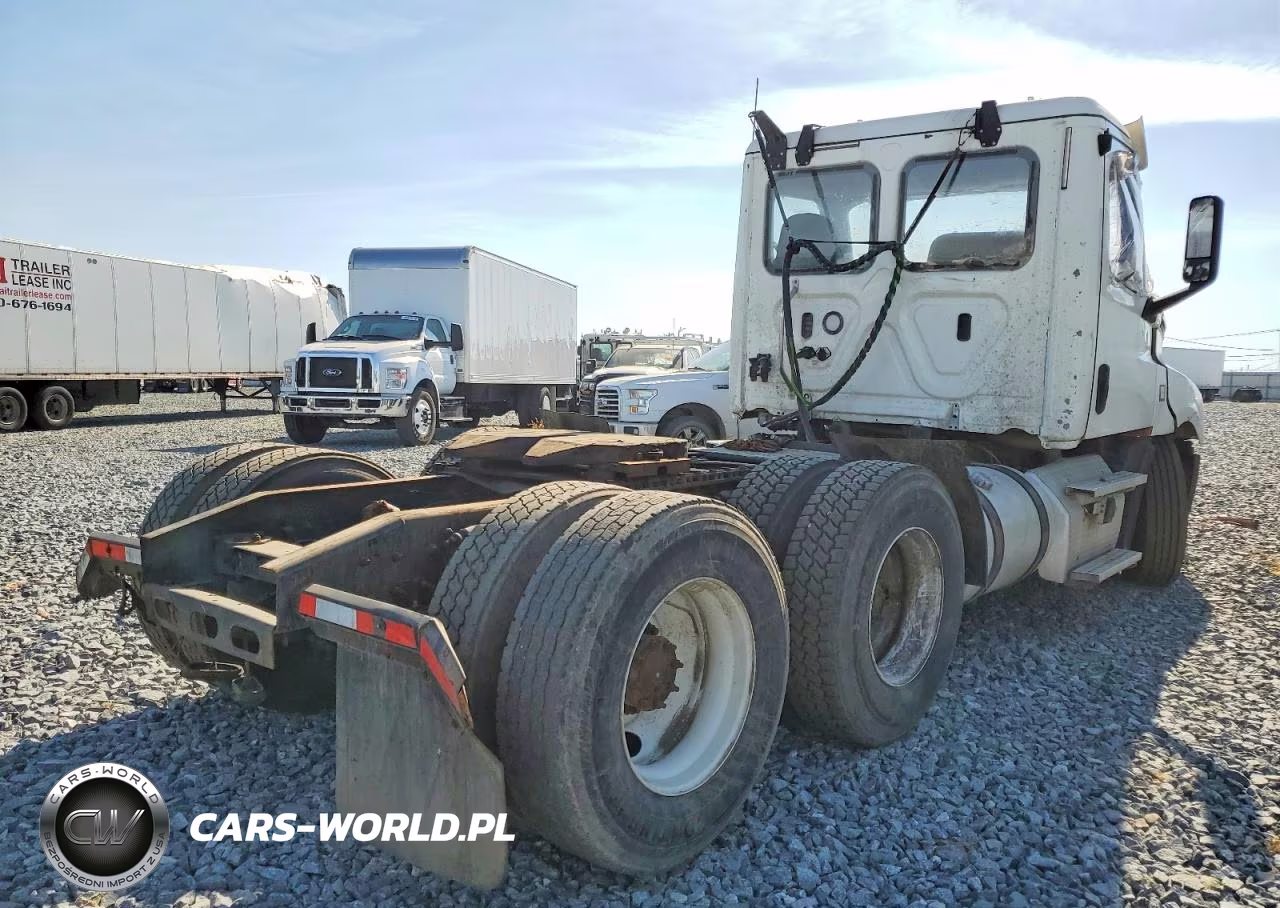 2020 Freightliner Cascadia 126 Semi Truck VIN:3AKJHLFG0LSLN4989 - 4