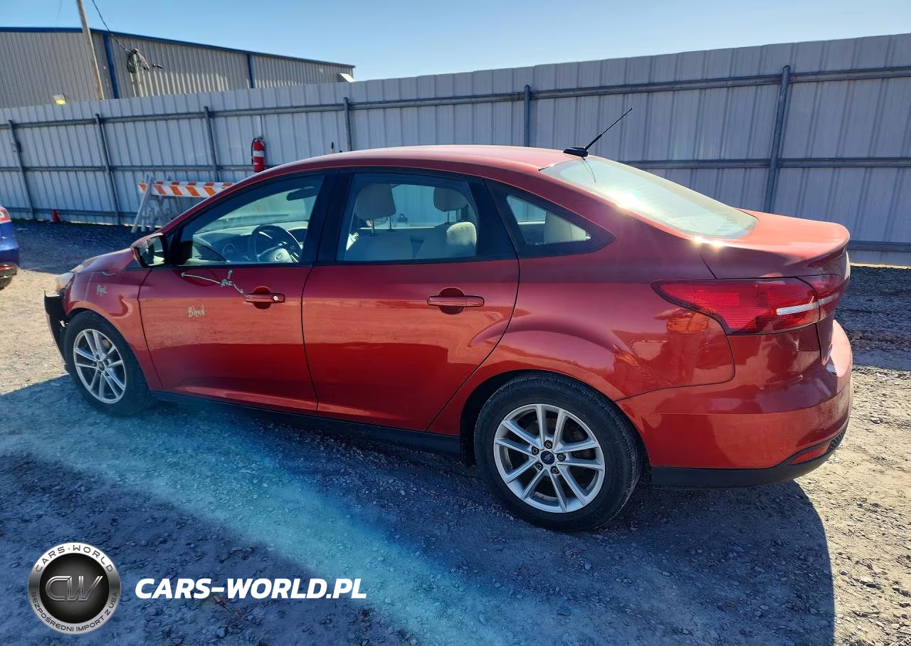 2018 Ford Focus Se VIN:1FADP3FE0JL240611 - 2