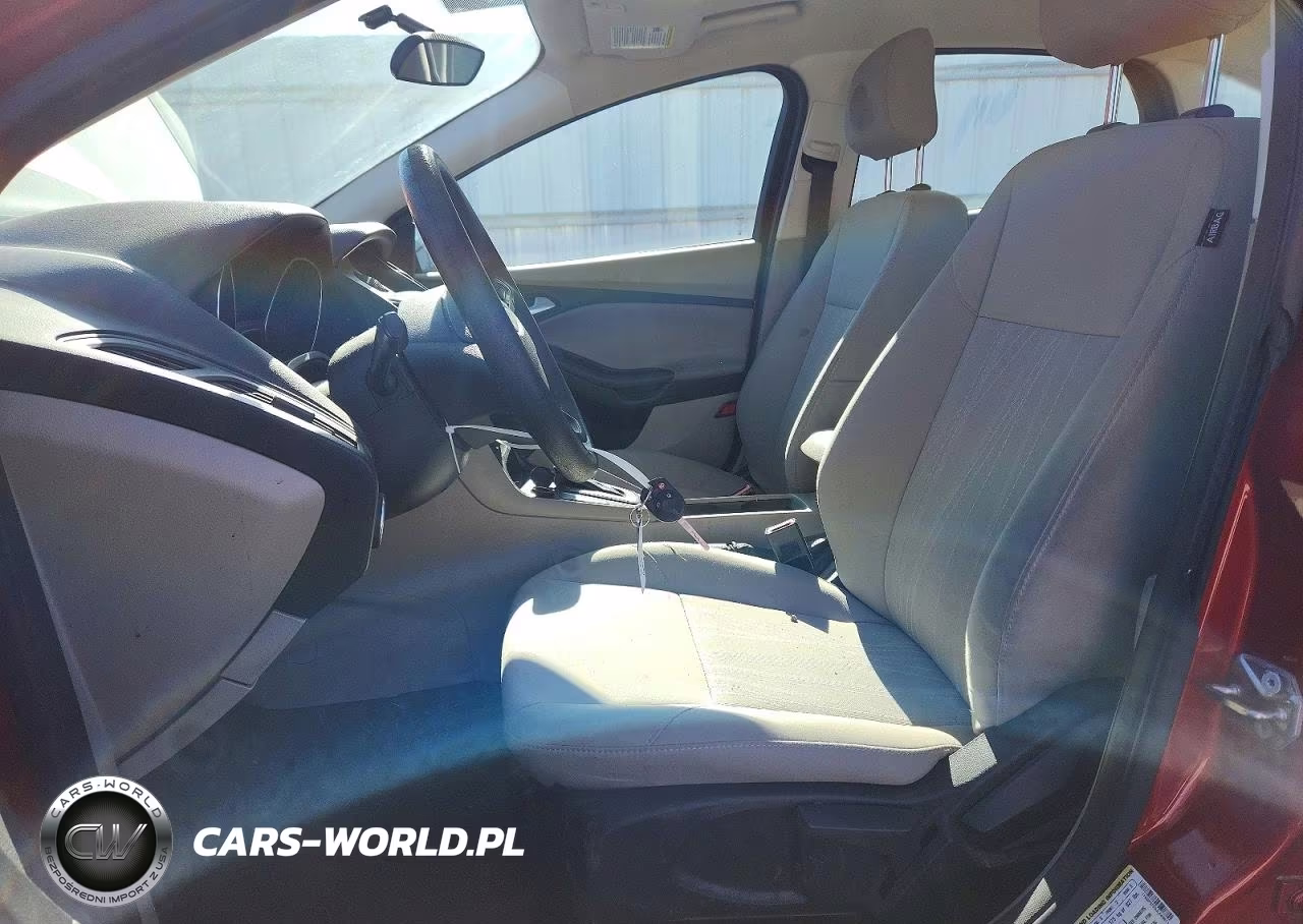 2018 Ford Focus Se VIN:1FADP3FE0JL240611 - 7