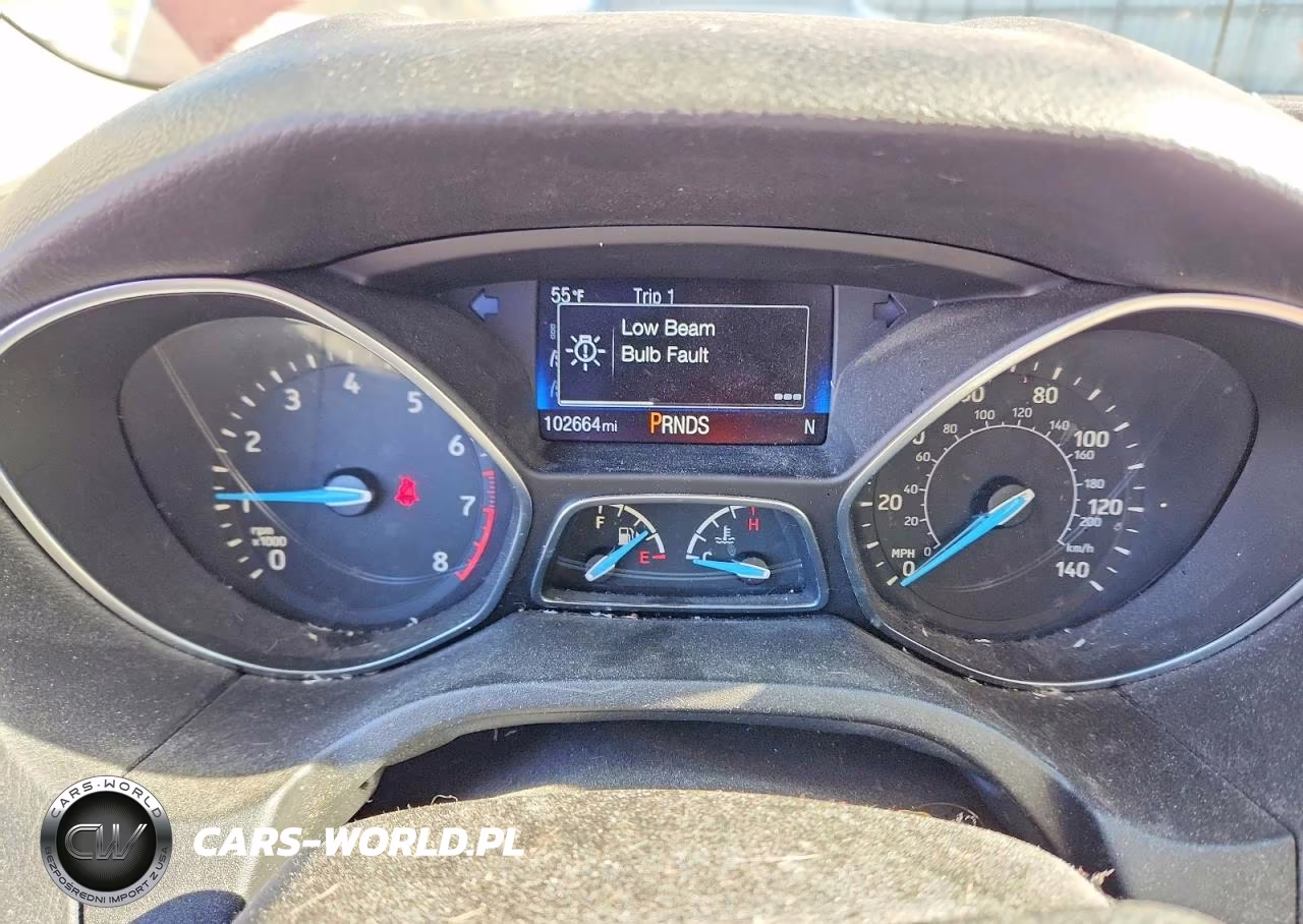 2018 Ford Focus Se VIN:1FADP3FE0JL240611 - 9