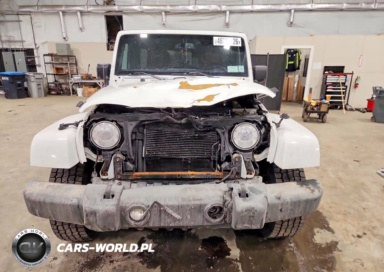 2017 Jeep Wrangler Unlimited Sahara VIN:1C4HJWEG2HL545944 - 5