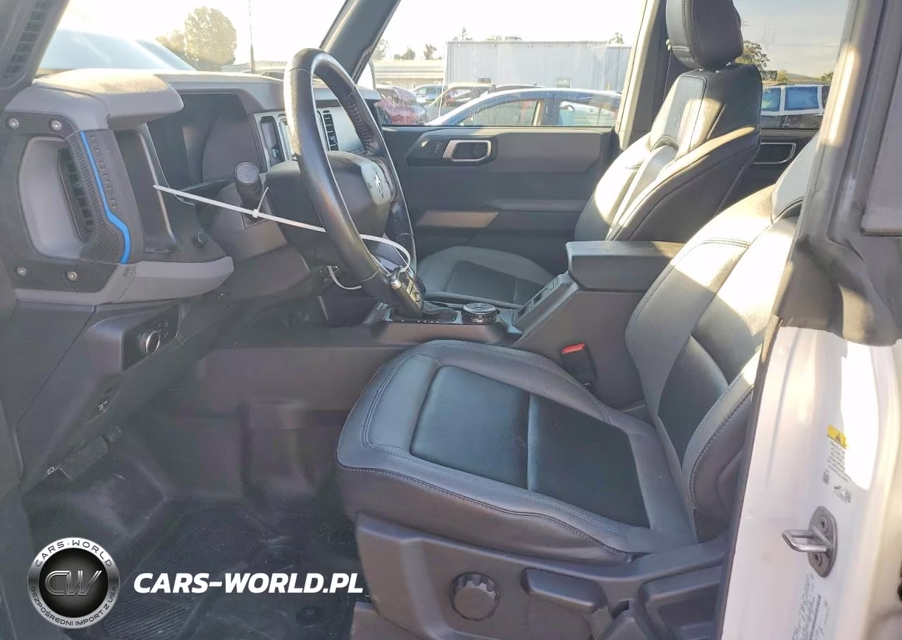 2023 Ford Bronco Base VIN:1FMEE5BP1PLB64201 - 7