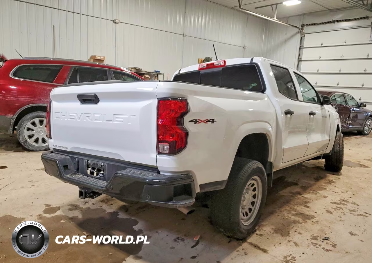 2025 Chevrolet Colorado VIN:1GCPTBEKXS1246319 - 3
