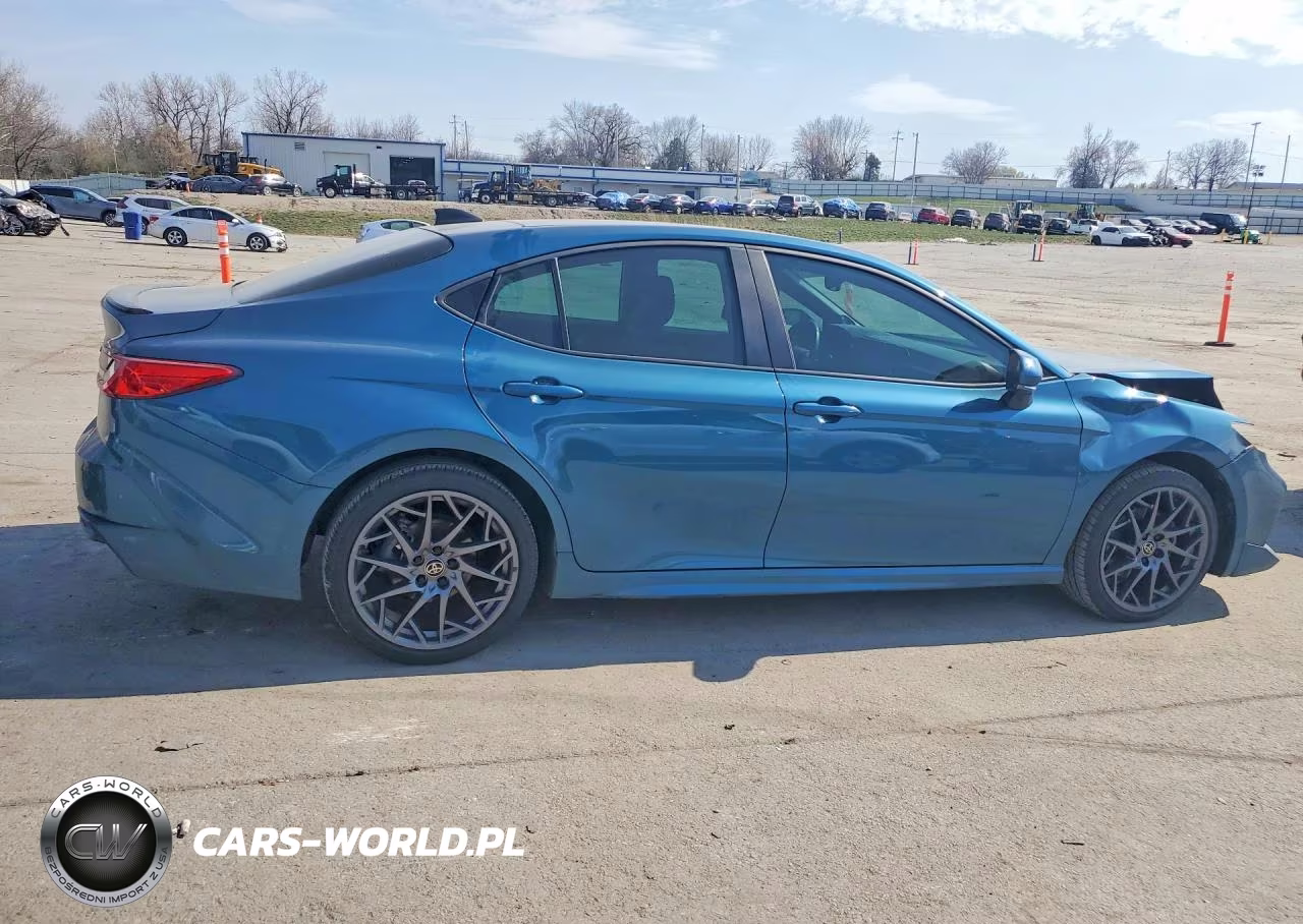 2025 Toyota Camry Xse VIN:4T1DBADK5SU519498 - 3
