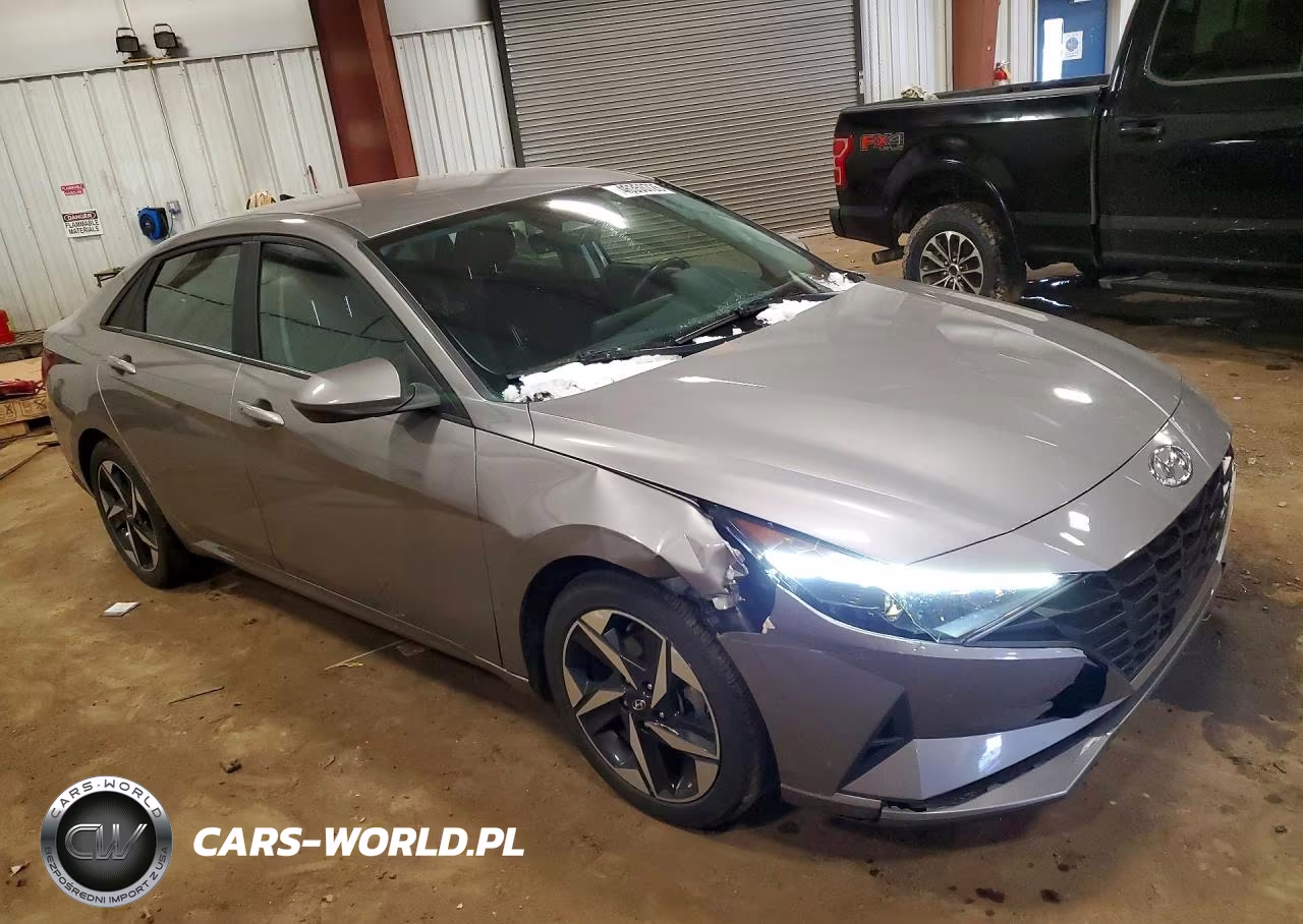 2023 Hyundai Elantra Sel VIN:KMHLS4AG0PU431480 - 4