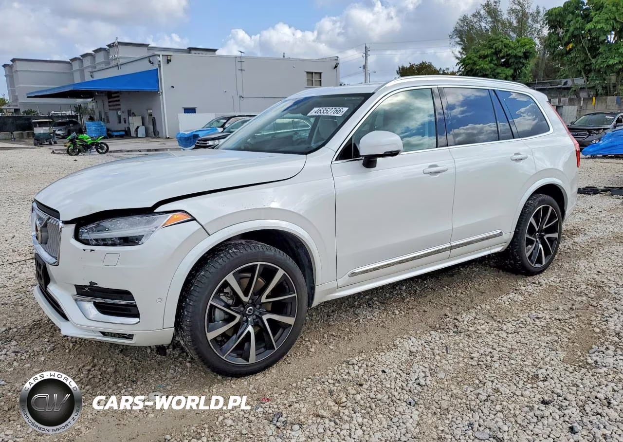 2024 Volvo Xc90 Plus