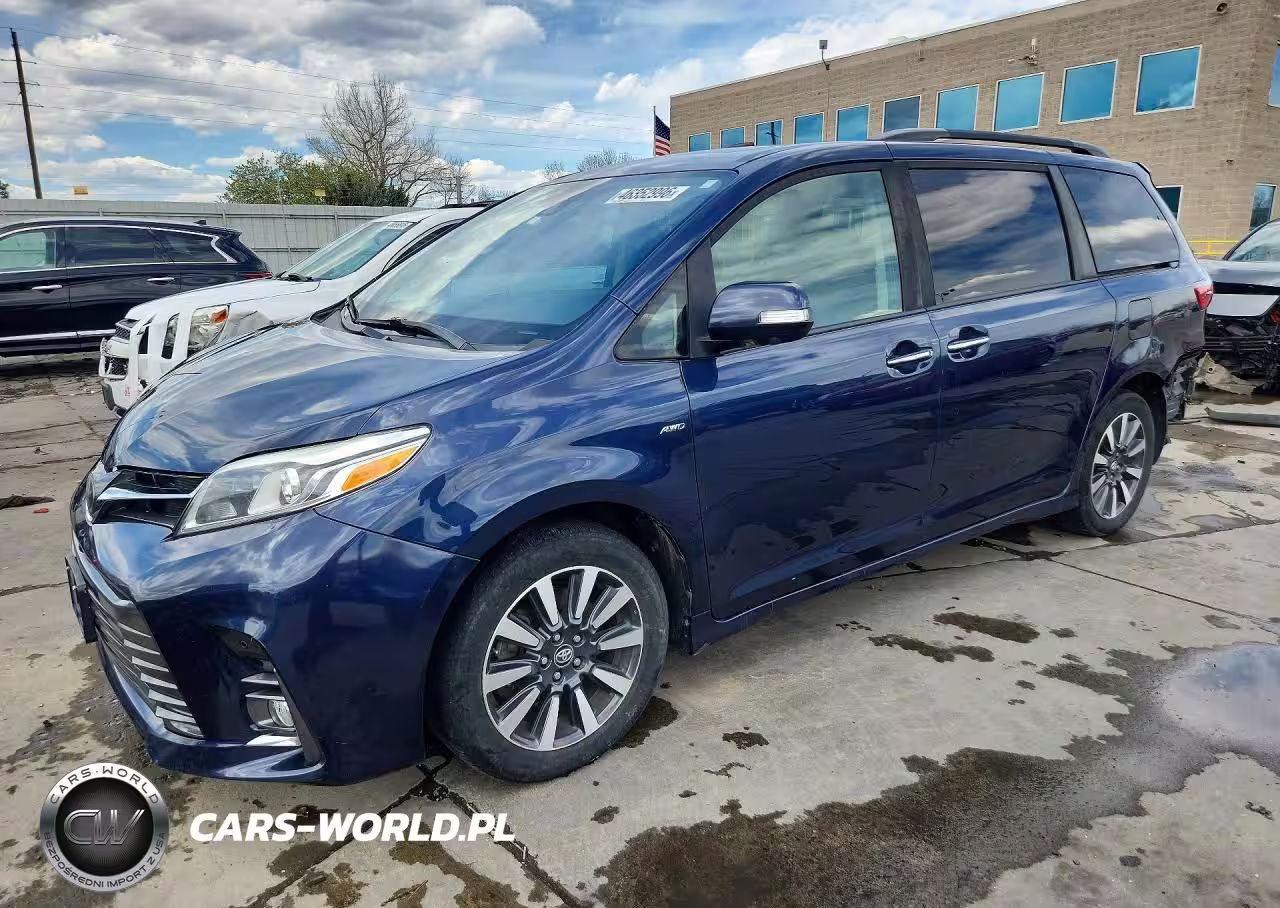 2019 Toyota Sienna Limited Premium 7-Passenger