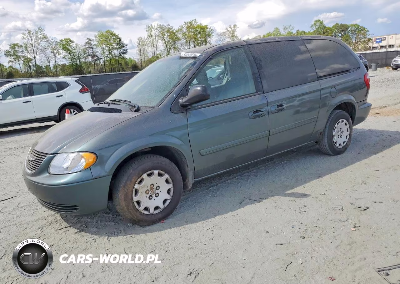2004 Chrysler Town & Country Lx