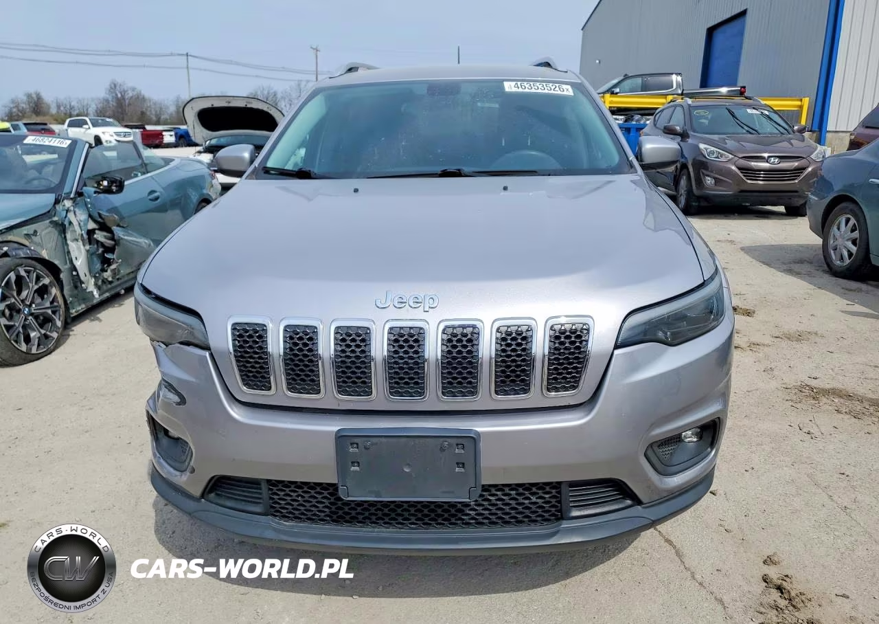 2019 Jeep Cherokee Latitude VIN:1C4PJMCB3KD282243 - 5