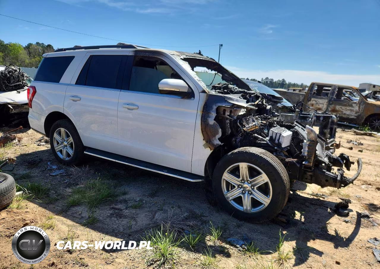 2020 Ford Expedition Xlt VIN:1FMJU1HT7LEA24571 - 4